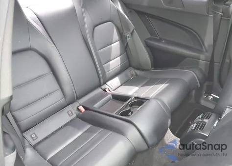 2013 Mercedes-Benz C 250 из США, поврежденный, VIN WDDGJ4HB5DF995845